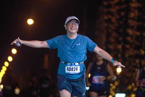 BIB: 40824
                            <button type="button" onclick="openModal(18287972)" class="btn btn-primary btn-sm float-right btn-popup" data-toggle="modal" data-target=".modal-high-quality">
                        <i class="fas fa-shopping-cart"></i> Add to Cart
                    </button>
                                            <button type="button" onclick="isThisMe(18287972, true)" class="btn btn-success btn-sm float-right btn-popup btn-isme hidden" data-toggle="tooltip" data-placement="bottom" title="นี่คือรูปของคุณใช่ไหม คลิกที่นี่เพื่อเอาเข้าอัลบั้ม">
                        <i class="fas fa-plus"></i> Add to album
                    </button>
                    <button type="button" onclick="isThisMe(18287972, false)" class="btn btn-warning btn-sm float-right btn-popup btn-isnotme hidden">
                        <i class="fas fa-ban"></i> Remove from album
                    </button>